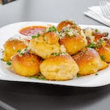 Garlic Knots (with Cheese)