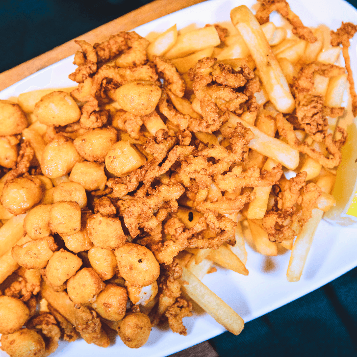 Fried Clam Strip & Scallops Combo