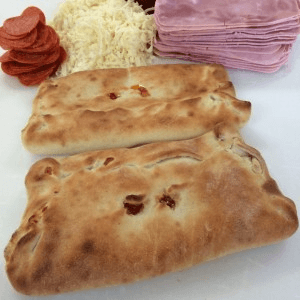 Supreme Pizza: A Flavorful Italian Delight