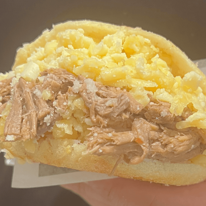 Arepa Pelua