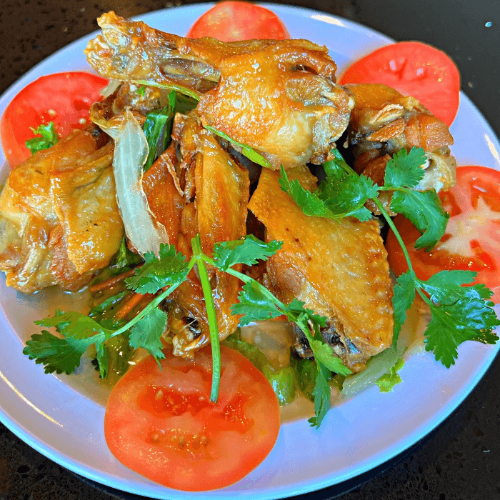 Delicious Chicken Wings: A Vietnamese Favorite