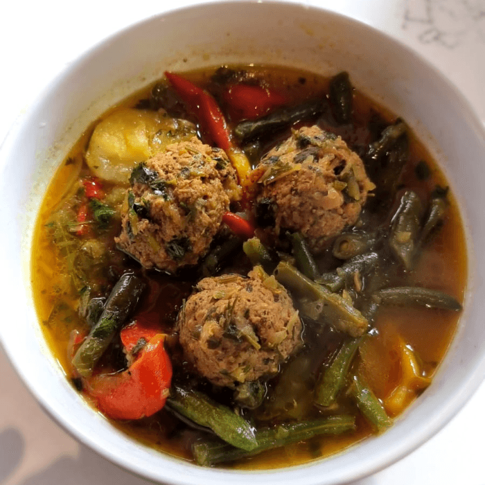 Meatballs w/ Vegetables