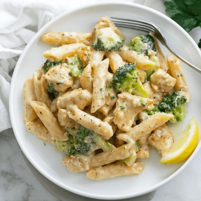 Chicken Broccoli Alfredo Pasta