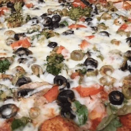 10" Greek Pizza.