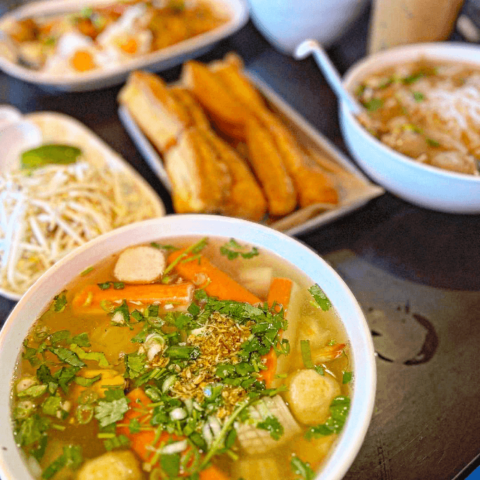 #9) Seafood Noodles.