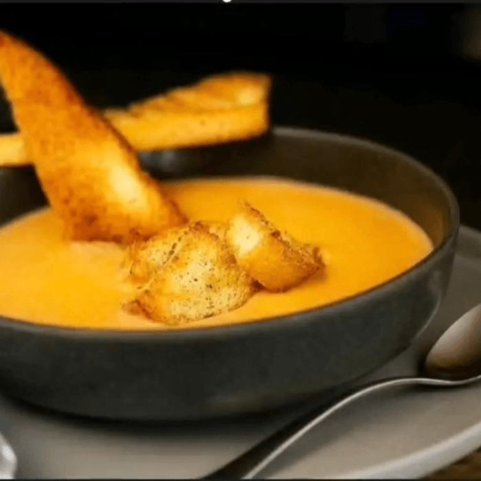 2. Creamy Lobster Bisque