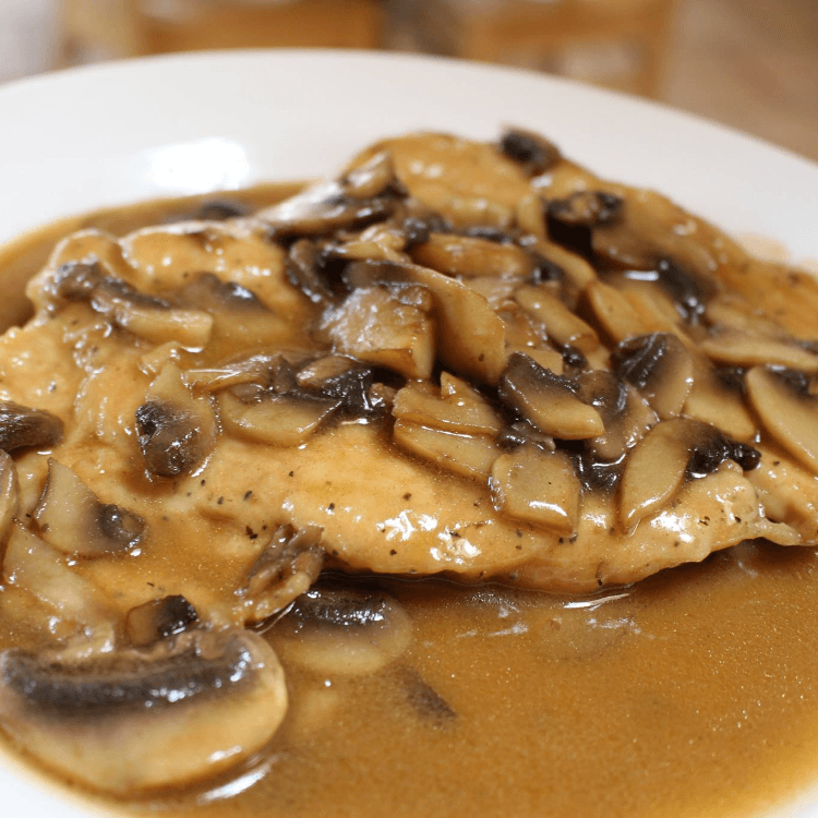 Chicken Marsala with Mushrooms Entree