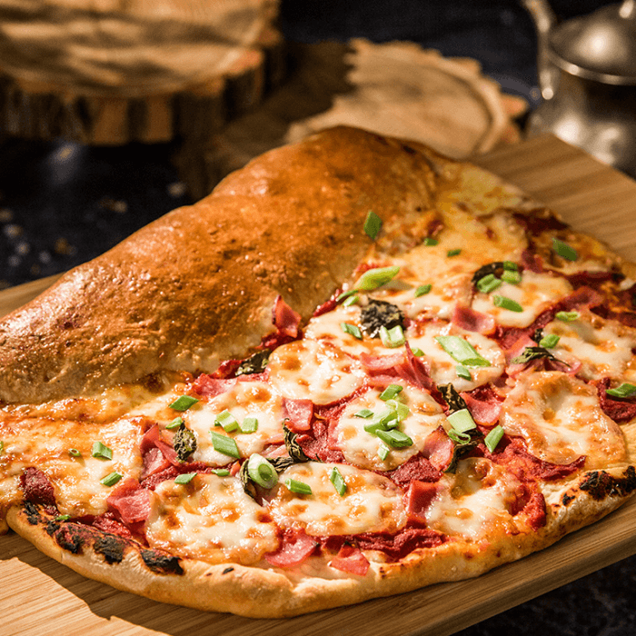 Calzone Pizza (Large)
