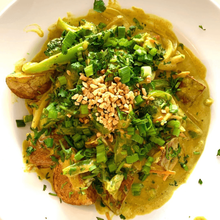 Vegetable Green Coconut Curry (GF)
