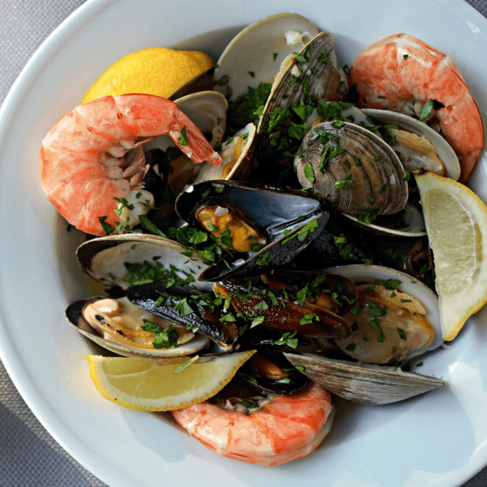 Juicy Clam with Shrimp (No Shell)
