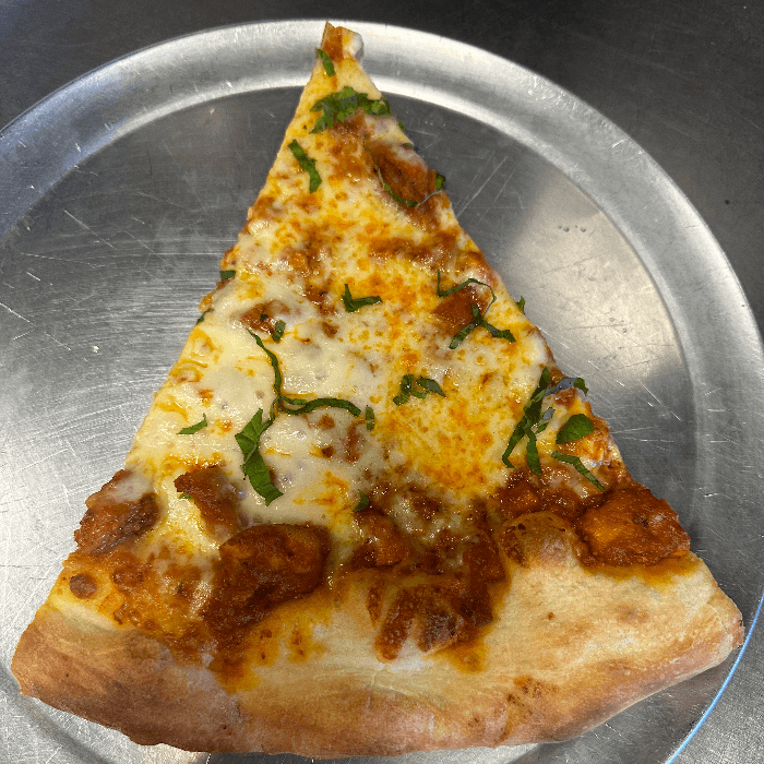 Chicken with Vodka Sauce Pizza (Slice).