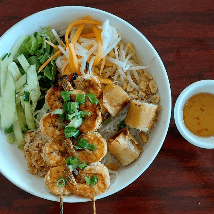 V9. Grilled Shrimp Vermicelli and Spring Roll (Bun tom cha gio)
