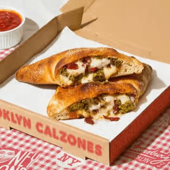 White Sauce Halal Shawarma Pizza Calzone (Medium 14")