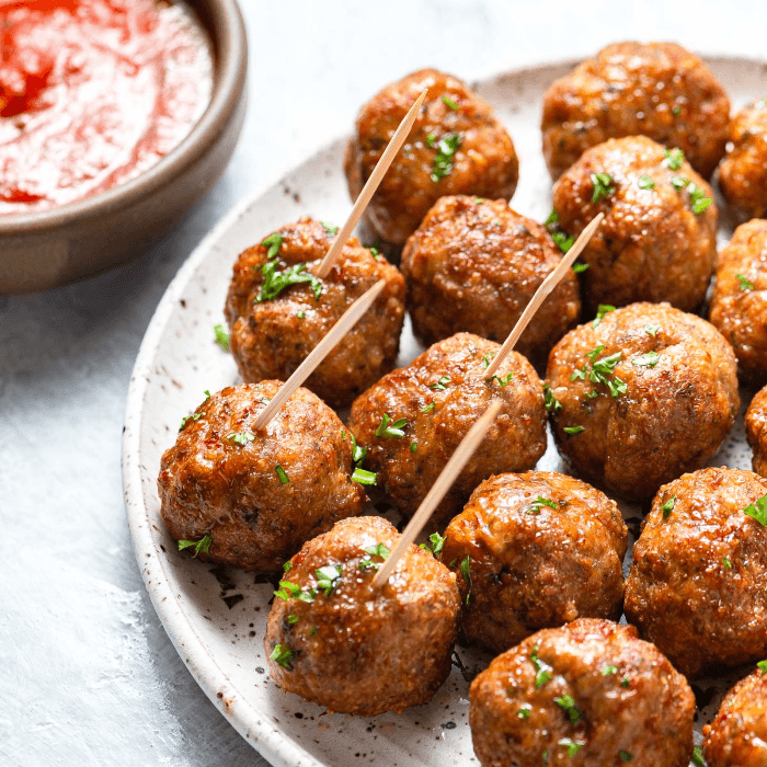 Homemade Beef & Chicken Meatballs