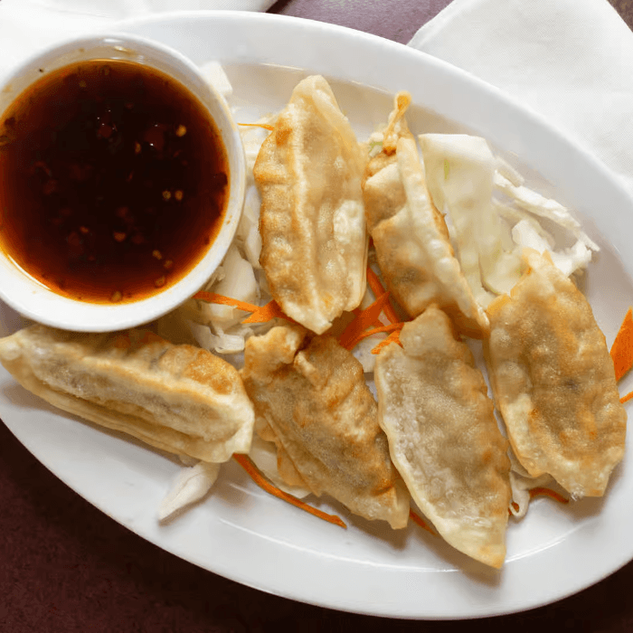 A4. Pot Stickers (6) 