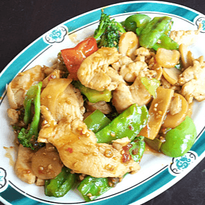 Spicy Garlic Chicken Lunch Special.