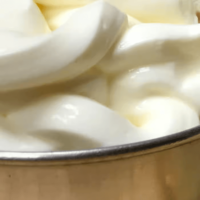 3 Oz Side of Sour Cream