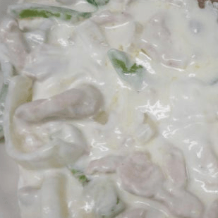 #45 Pollo Con Crema.