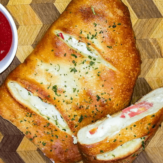Flying Chorizo Calzone (14" Large)