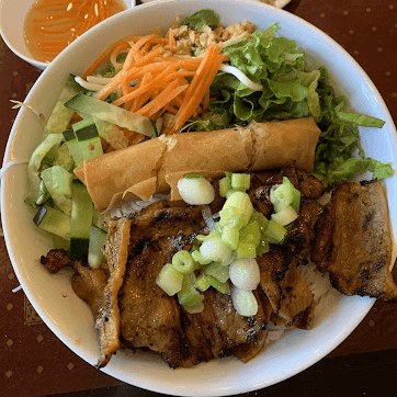 D3. Grilled Beef + Fried Roll over Vermicelli (Bun Bo CG).