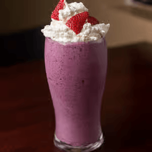 Refreshing Smoothies: Cafe's Popular Fruit Blends