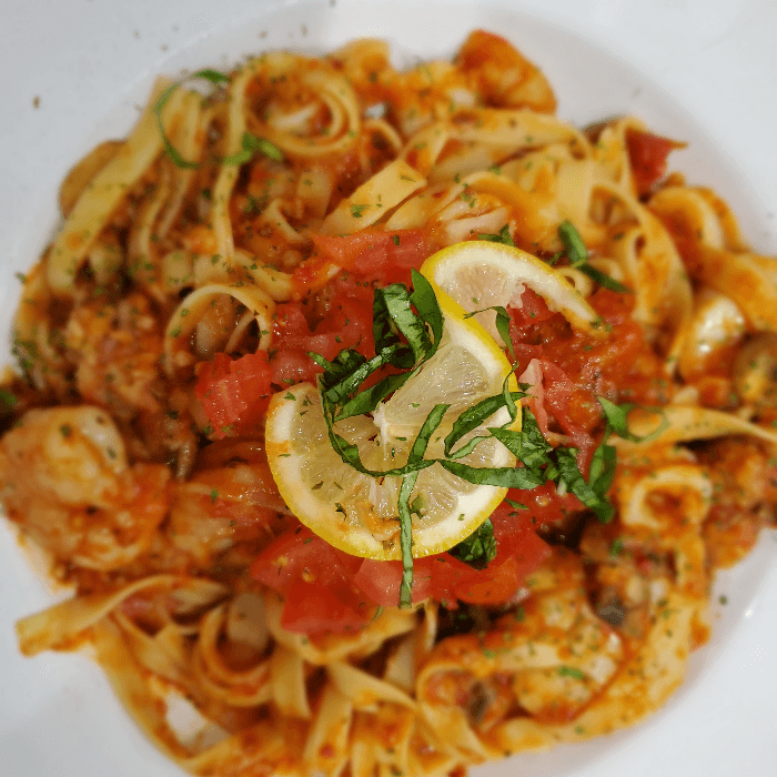 Fam-Spicy Seafood Trio