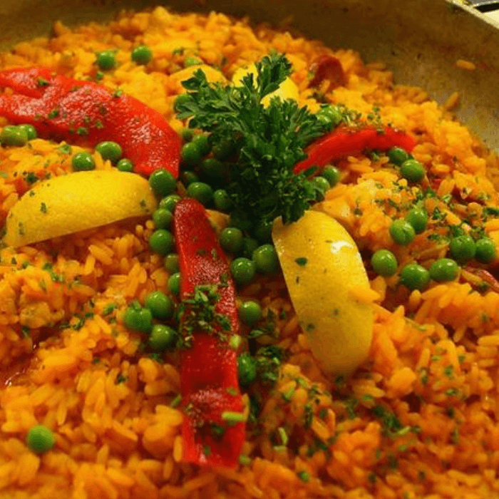 Paella De Pollo (Arroz Con Pollo)