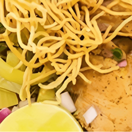 S6. SuKhoThai Noodle Soup