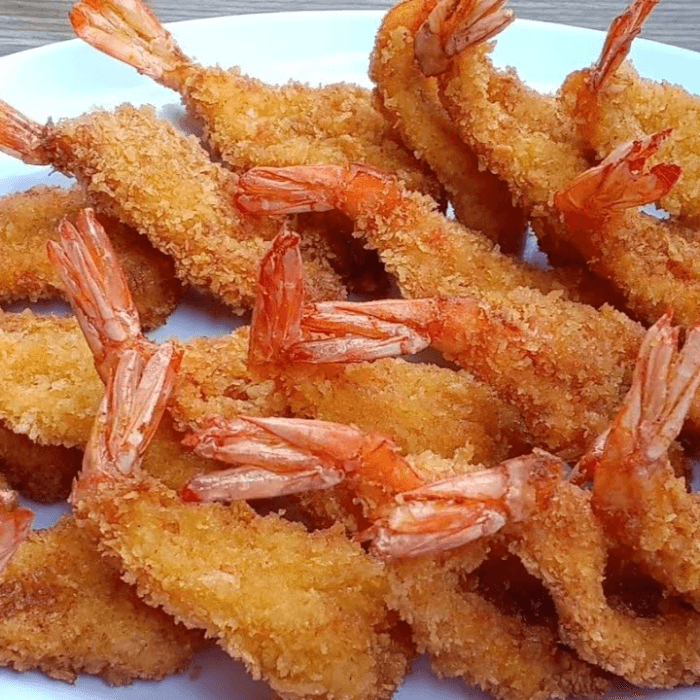 T17. Tray of Fried Shrimp