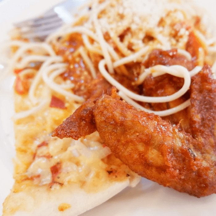 Wings, Pasta & Pizza (6)