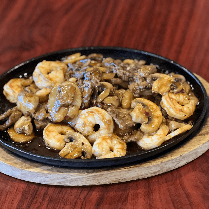 Beef & Shrimp in Sizzling Oyster Sauce