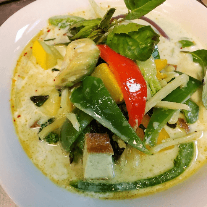Green Curry Avocado