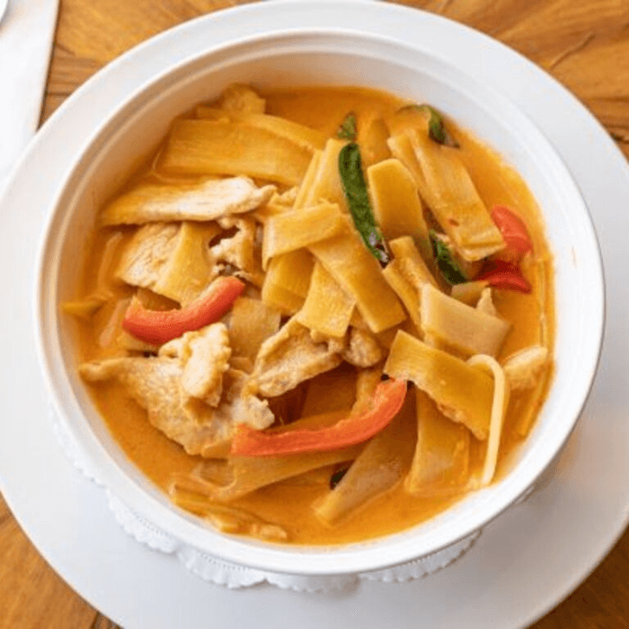 Bamboo Red Curry