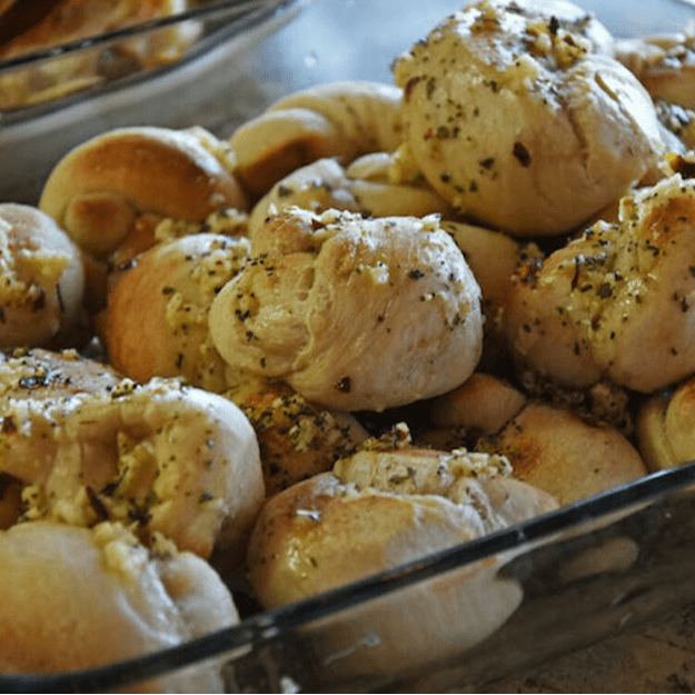 Garlic Knots (6).