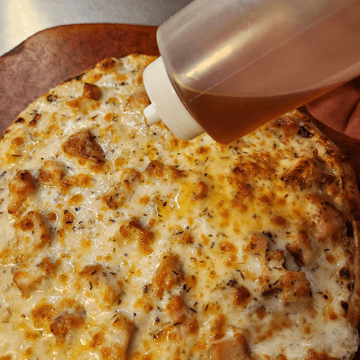 Honey Chicken Garlic Alfredo Pizza (Medium 12")