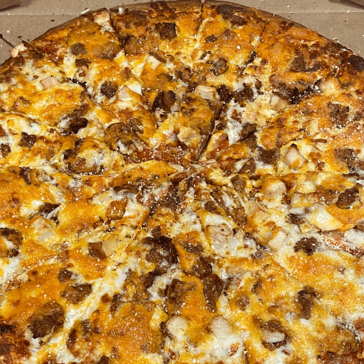 Buffalo Chicken Pizza (8 Cut Medium 14")