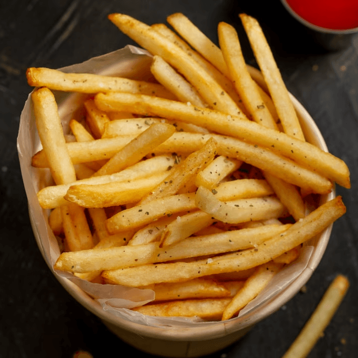 Irresistible Fries: A Perfect Side for Sushi