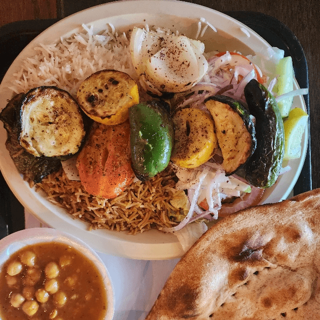 Delicious Hummus: A Middle Eastern Favorite