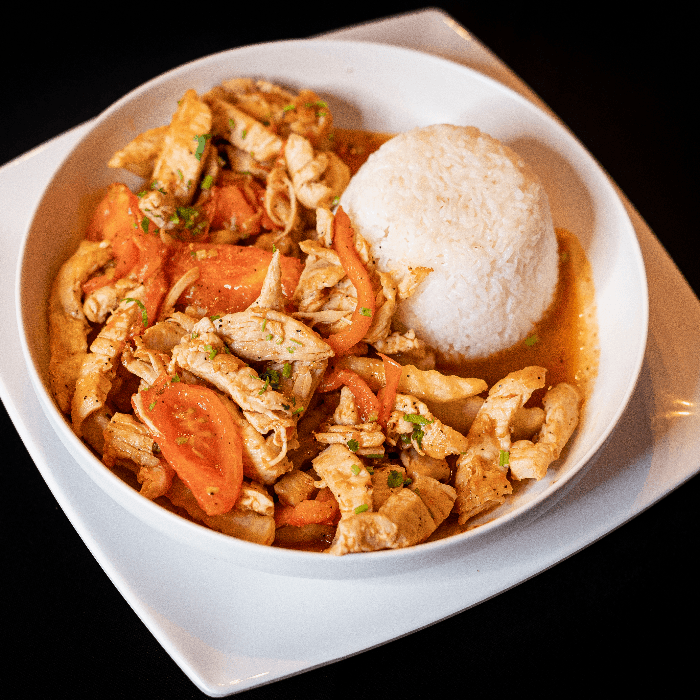 Pollo Saltado