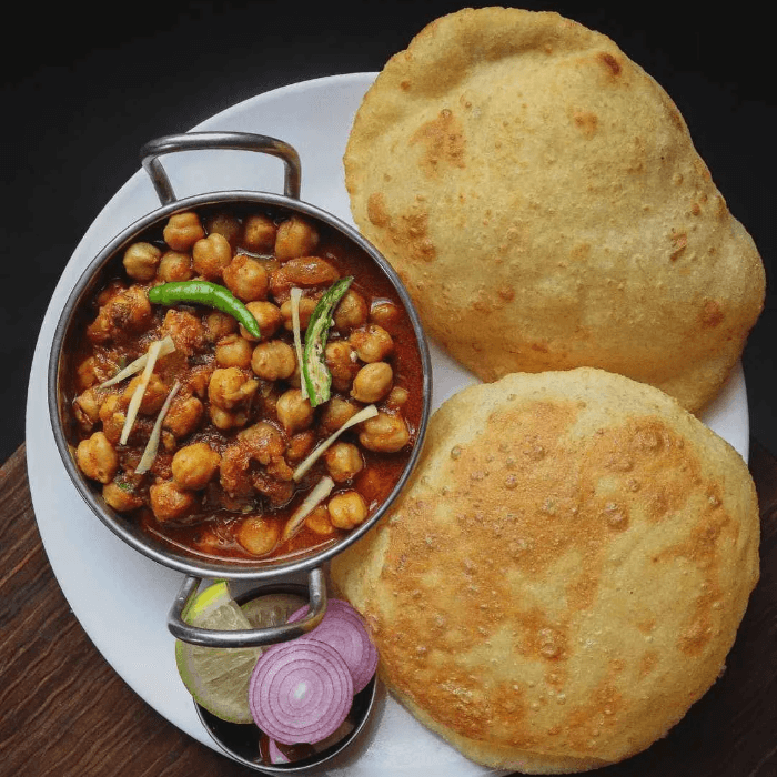 Chana Bhatura
