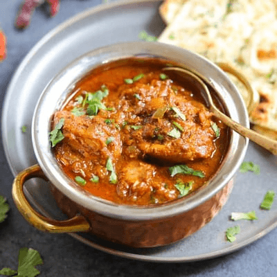 Vindaloo Curry (Traditional Curry with Potatoes)