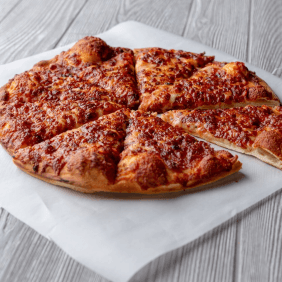 Classic Cheese Pizza (Medium).