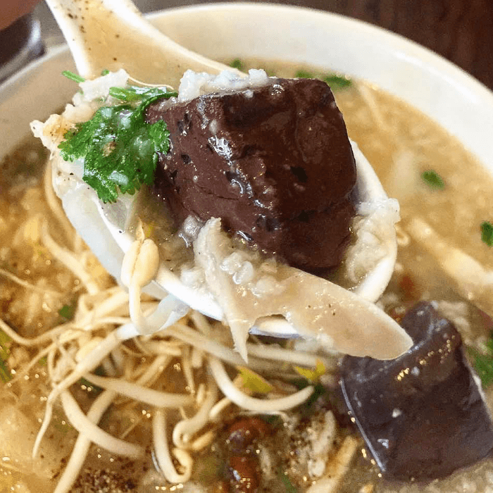 #22) Pork Innards Rice Porridge.