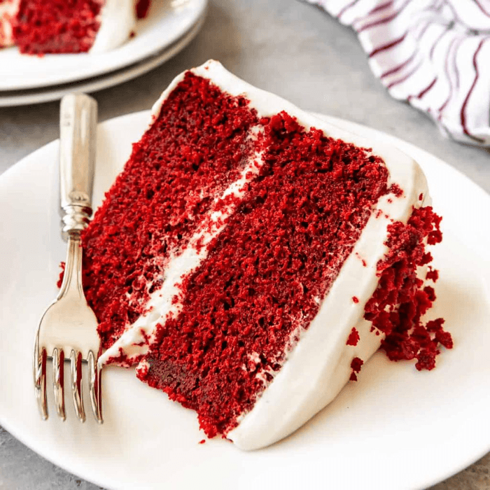 RED BELVE CAKE