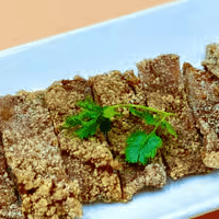 A28. Fried Pork Chops 炸豬排.