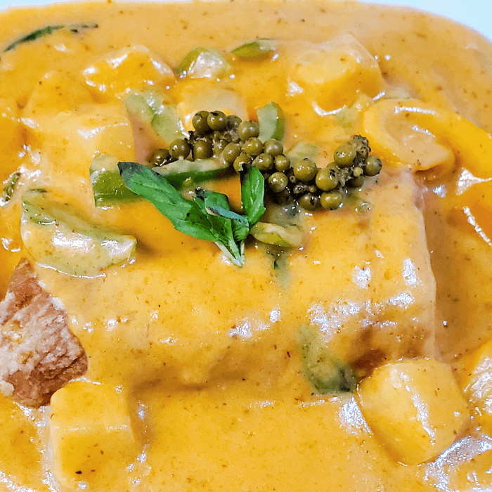 F10. Mahi Mahi Creamy Curry