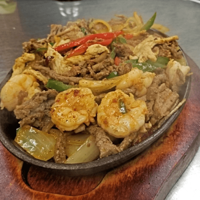 Trio Fajitas.