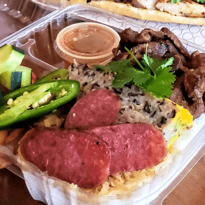 5. Cơm Đặc Biệt (Rice Plate).