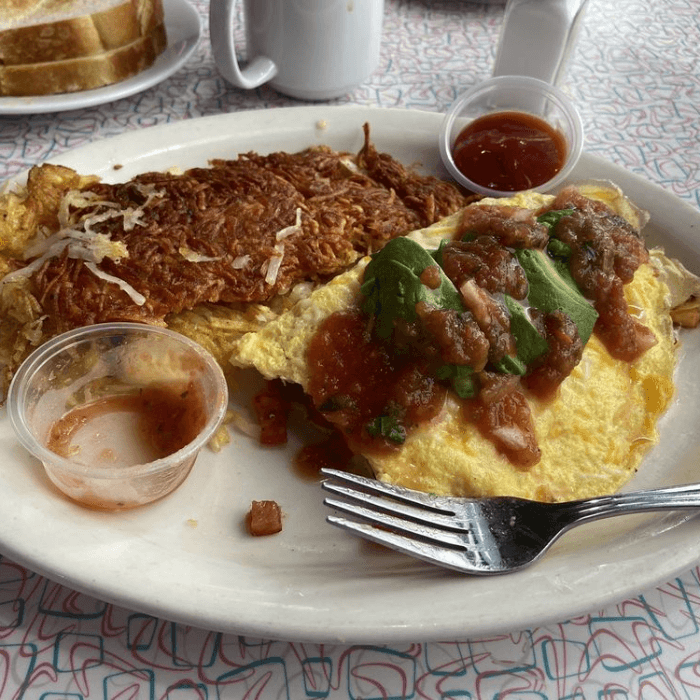 California Avocado Omelet