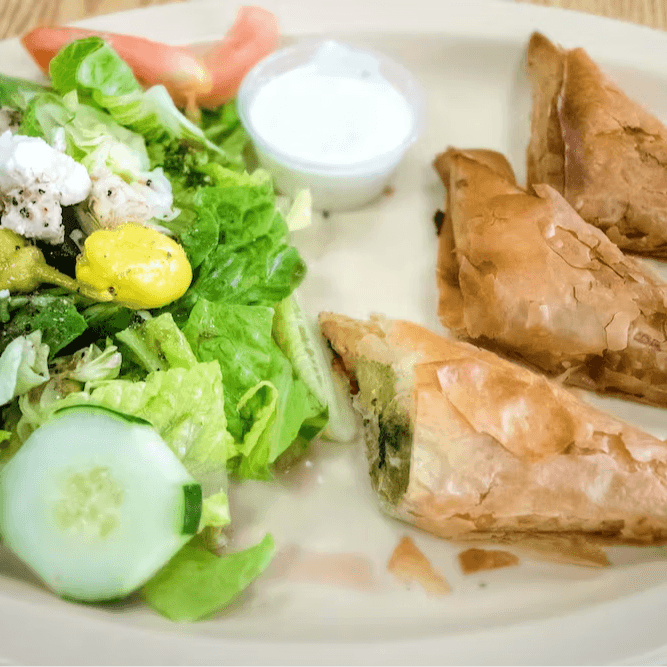 Spanakopita with Greek Salad (3) 